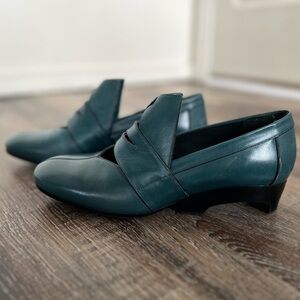 Marc Jacob’s Runway Shoes Curved heels